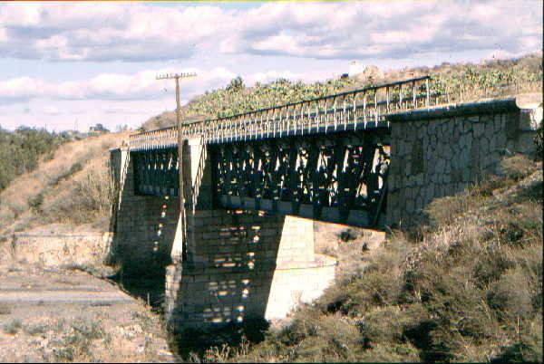 Bridge near Almajalejo