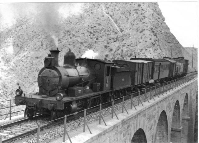 RENFE 130-2131 (GSSR No 11) TIJOLA at Km 54, the Rambla de Canales Bridge between Arboleas and Zurgena